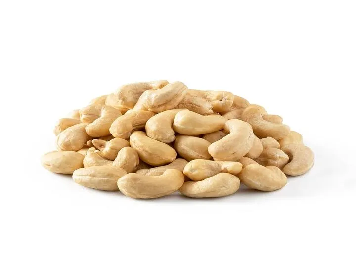 Home 14 Cashew nuts